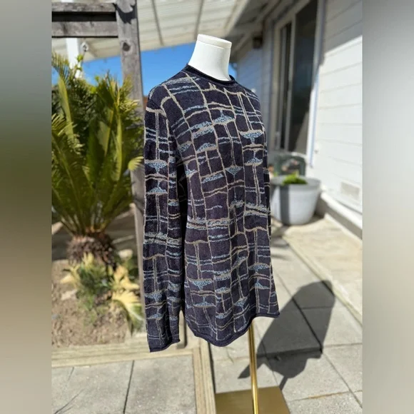 Giorgio Armani abstract sweater. NWT! 💎